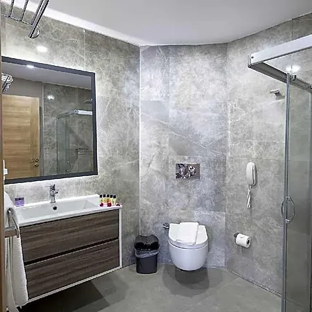 Vega Boutique & Aparts 3*